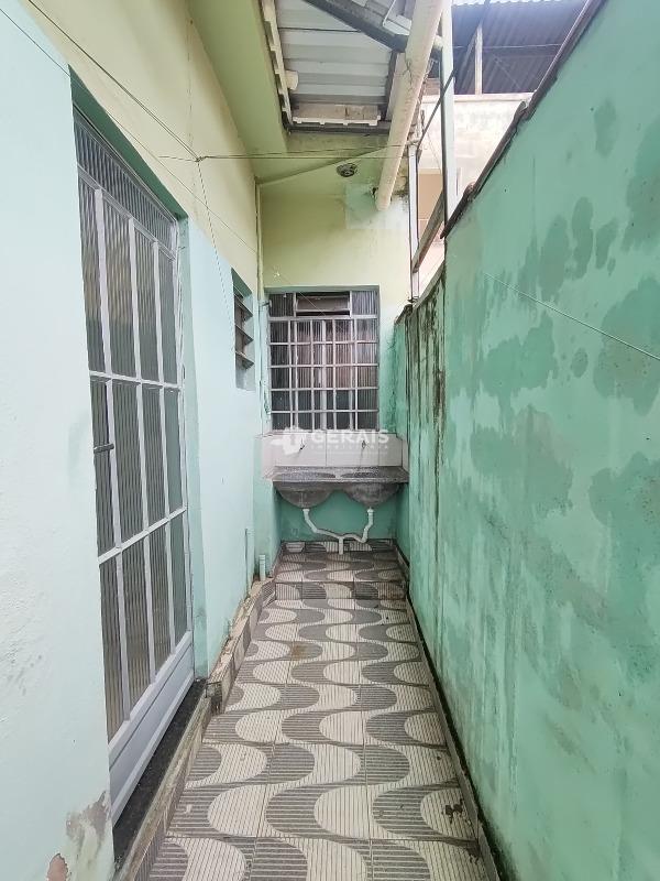 Casa para aluguel no PORTO VELHO: 08- ÁREA DE SERVIÇO