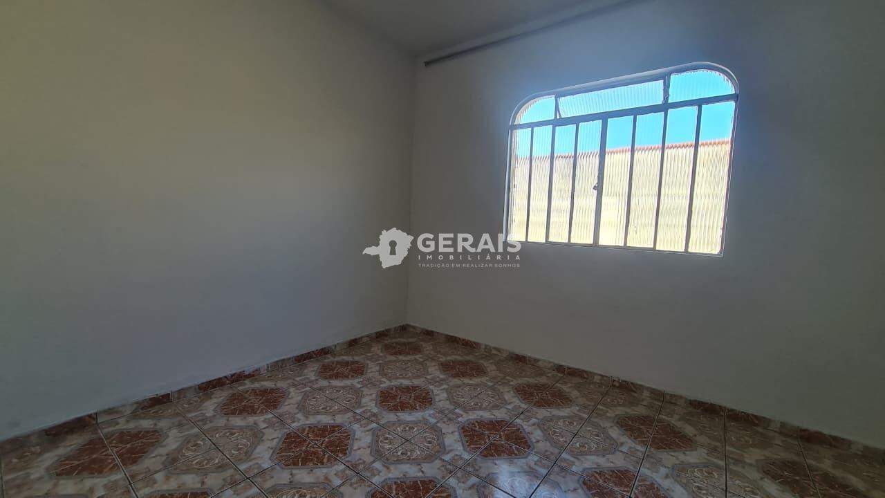 Casa para aluguel no NITERÓI: 05- QUARTO 01