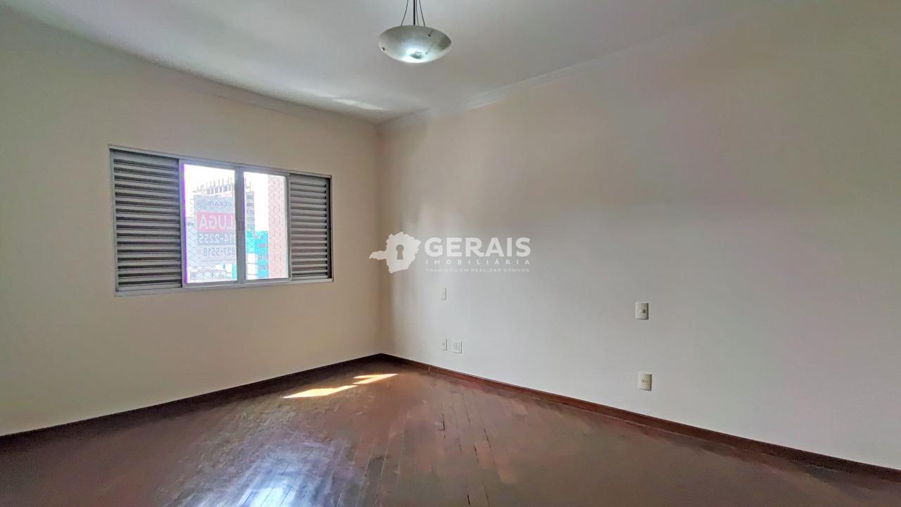 Apartamento para aluguel no CENTRO: 07- QUARTO SUÍTE