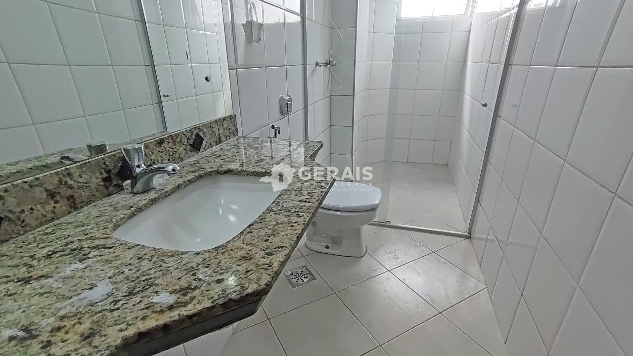 Apartamento para aluguel no CENTRO: 09- BANHO SOCIAL