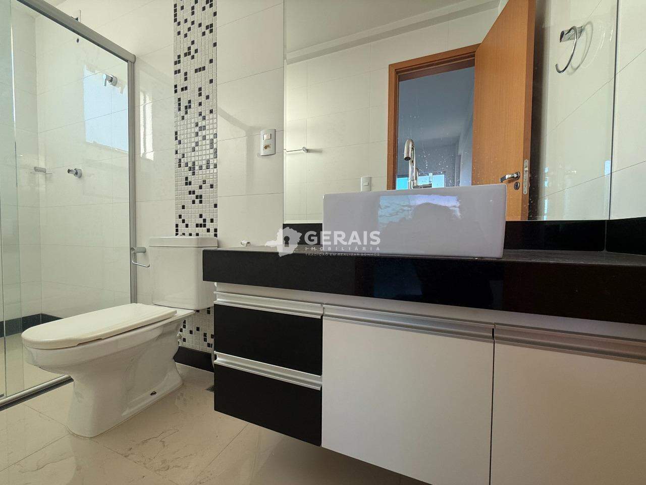Apartamento para aluguel no Doutor José Thomaz: 08 - BANHO SUÍTE