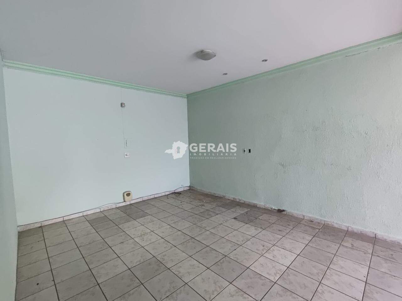 Casa para aluguel no BOM PASTOR: 04 - SALA