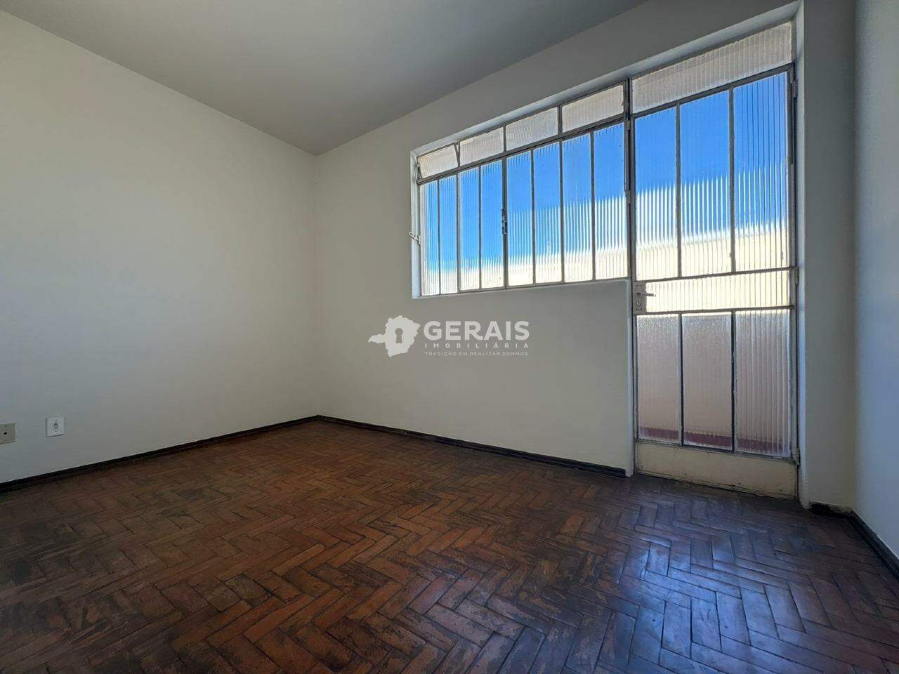 Apartamento para aluguel no VILA BELO HORIZONTE: 06- QUARTO 02