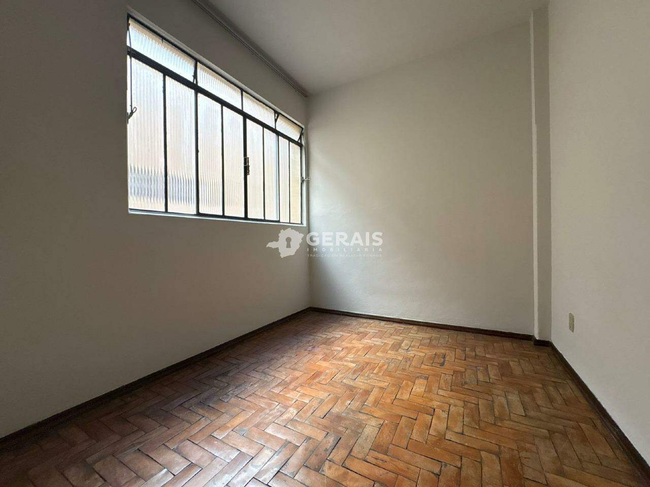Apartamento para aluguel no VILA BELO HORIZONTE: 05- QUARTO 01