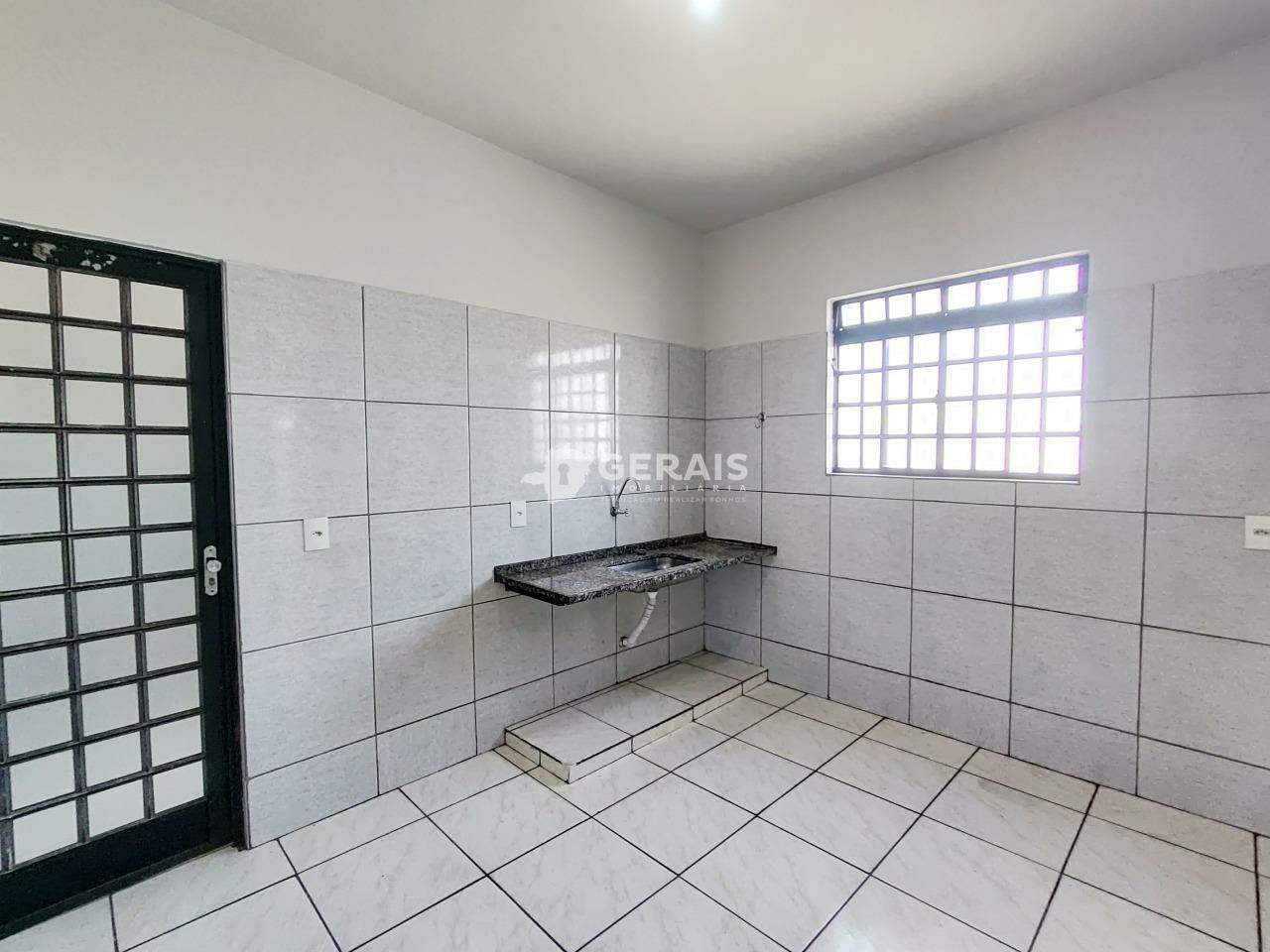 Apartamento para aluguel no NOSSAS SENHORA DAS GRAÇAS: 08- COZINHA