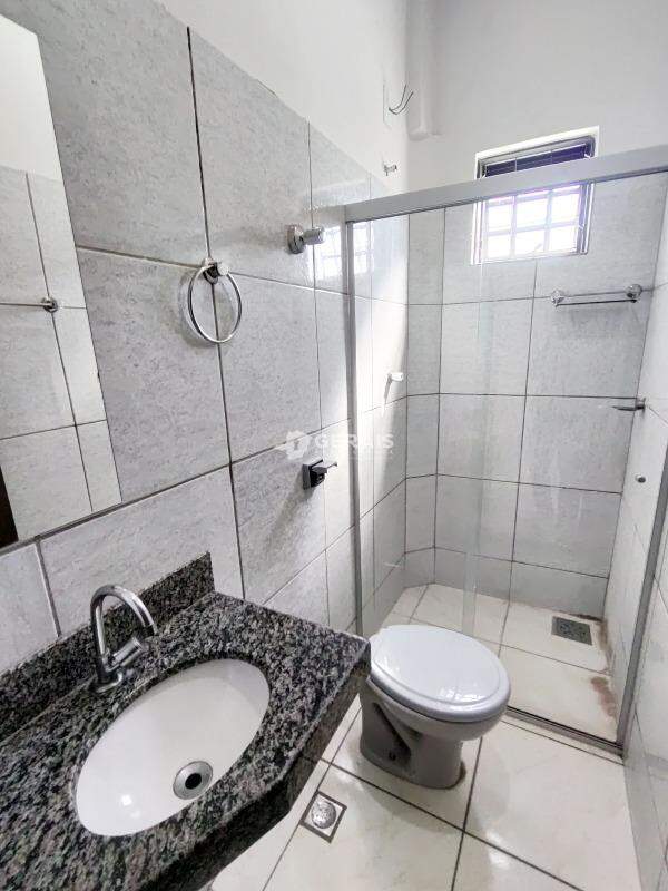 Apartamento para aluguel no NOSSAS SENHORA DAS GRAÇAS: 07- BANHO SOCIAL