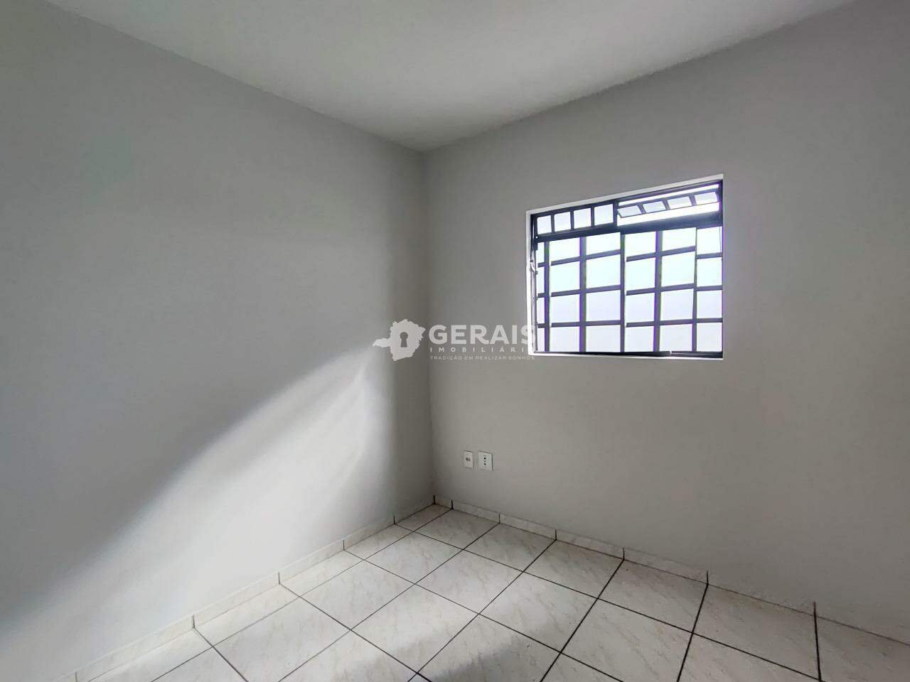 Apartamento para aluguel no NOSSAS SENHORA DAS GRAÇAS: 05- QUARTO 02