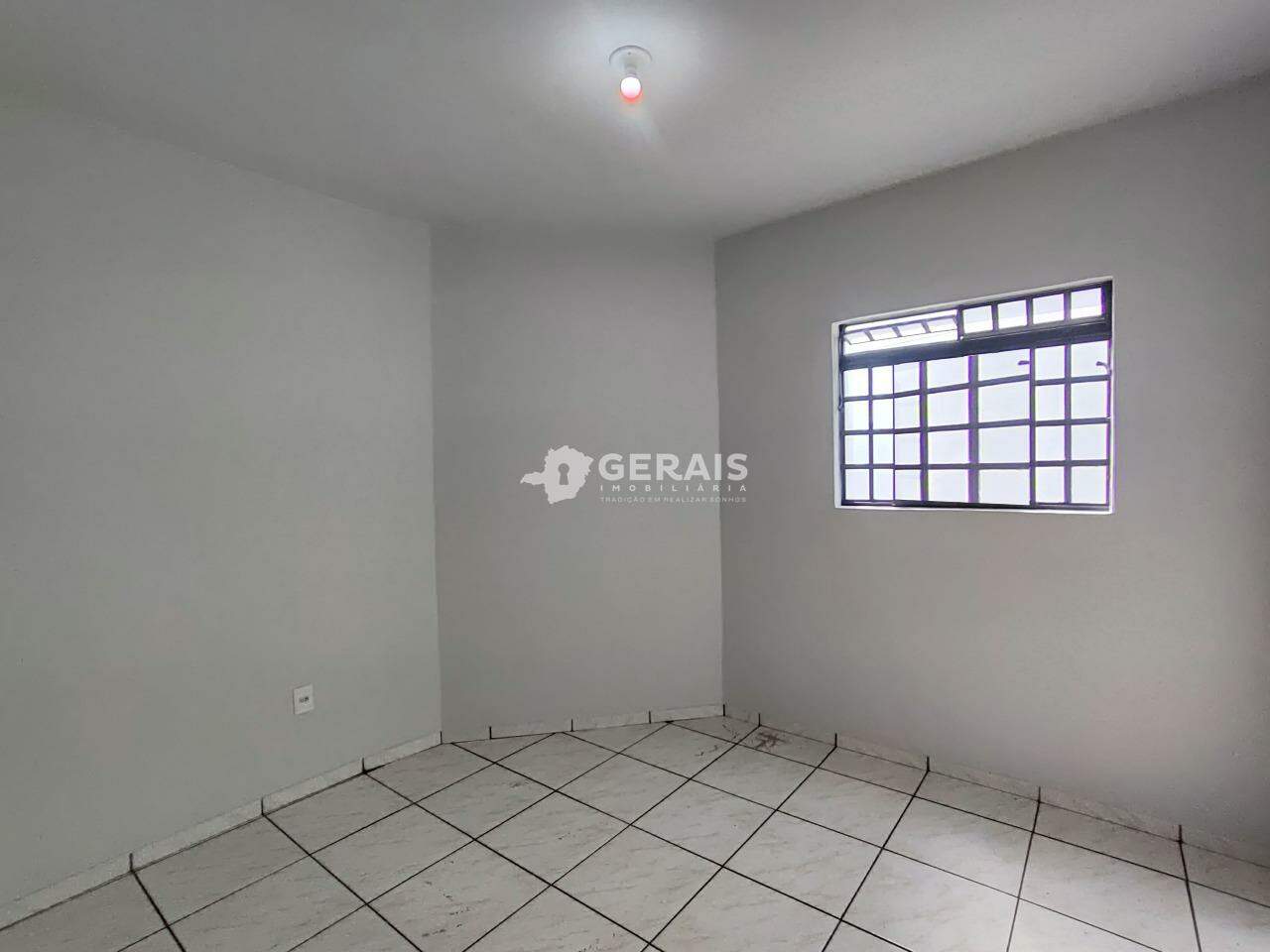 Apartamento para aluguel no NOSSAS SENHORA DAS GRAÇAS: 06- QUARTO 03