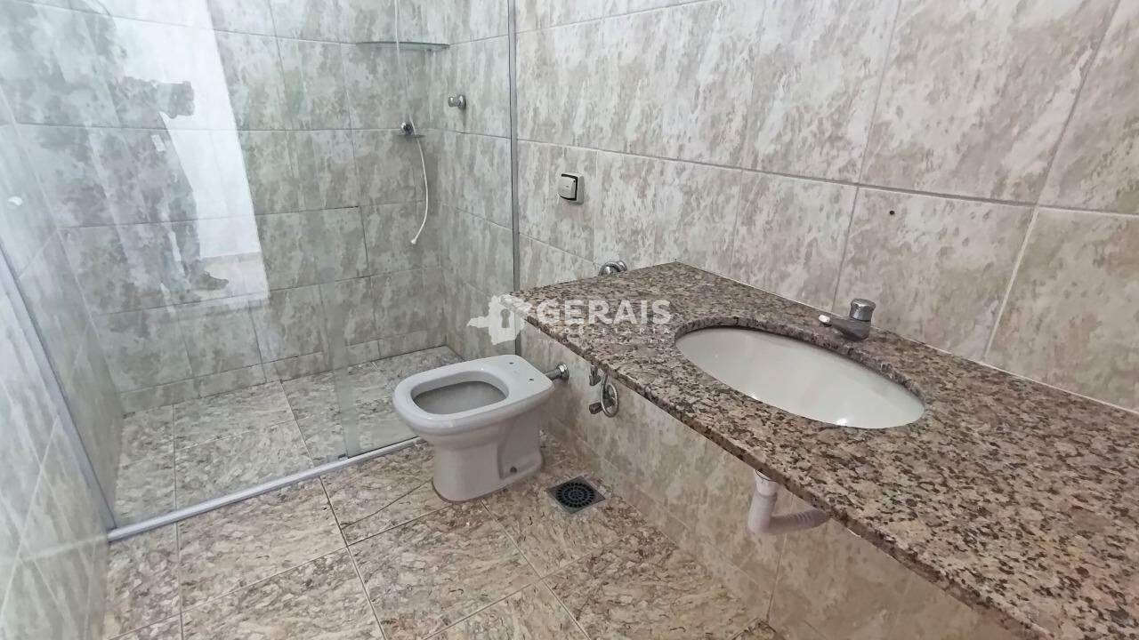 Casa para aluguel no SÃO JOSÉ: 07 - BANHO SOCIAL 1° ANDAR