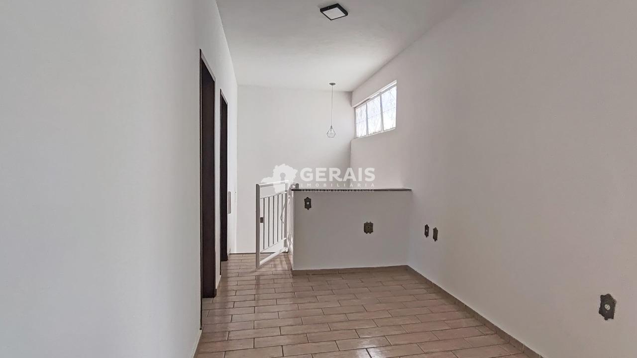 Casa para aluguel no SÃO JOSÉ: 08 - SALA 2° ANDAR