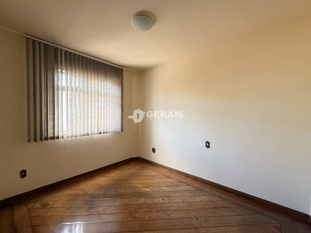 Apto Cobertura para aluguel no SIDIL: 06- QUARTO 01