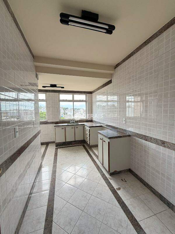 Apto Cobertura para aluguel no SIDIL: 09- COZINHA