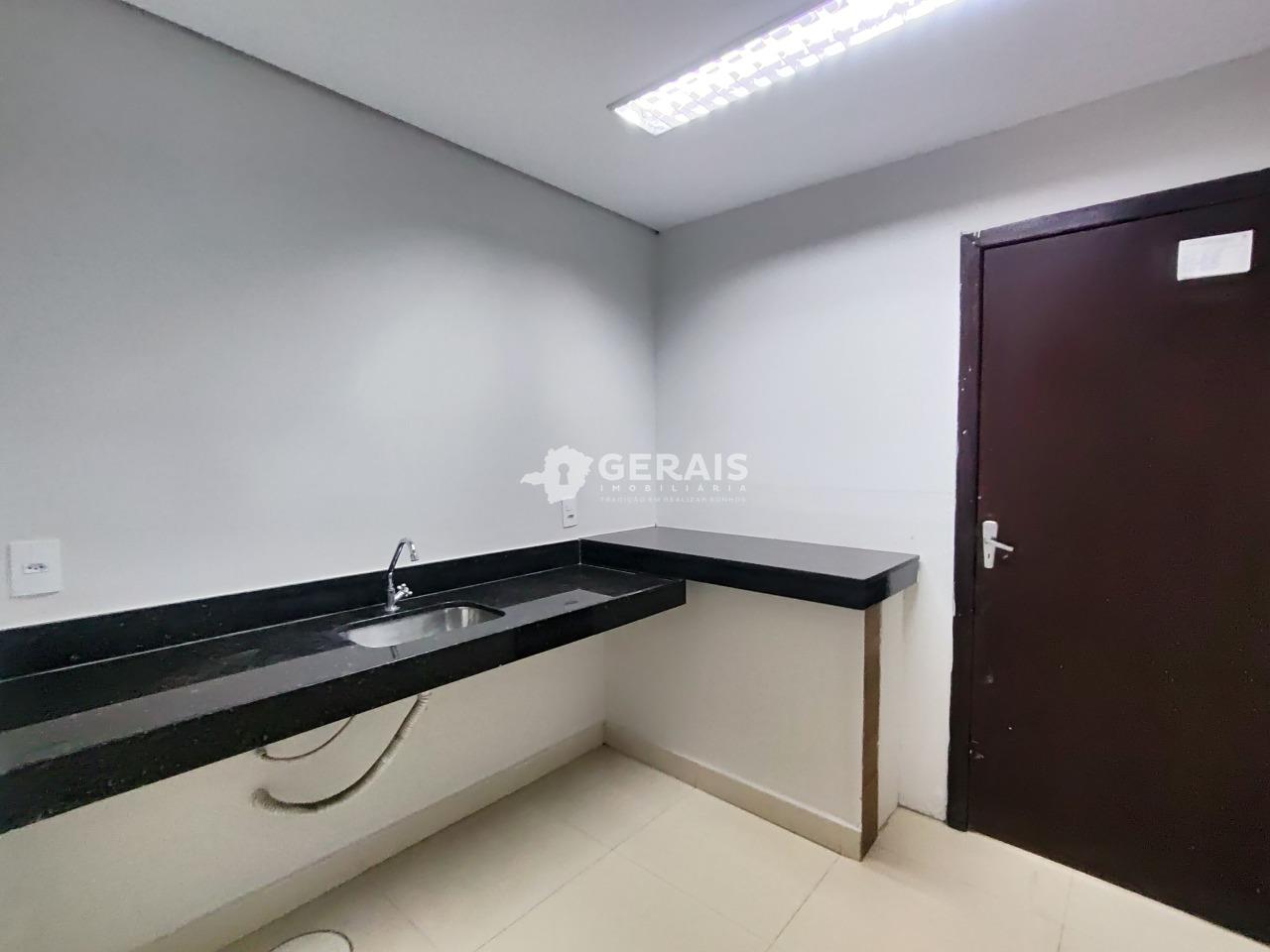 Loja para aluguel no CENTRO: 07 - COZINHA