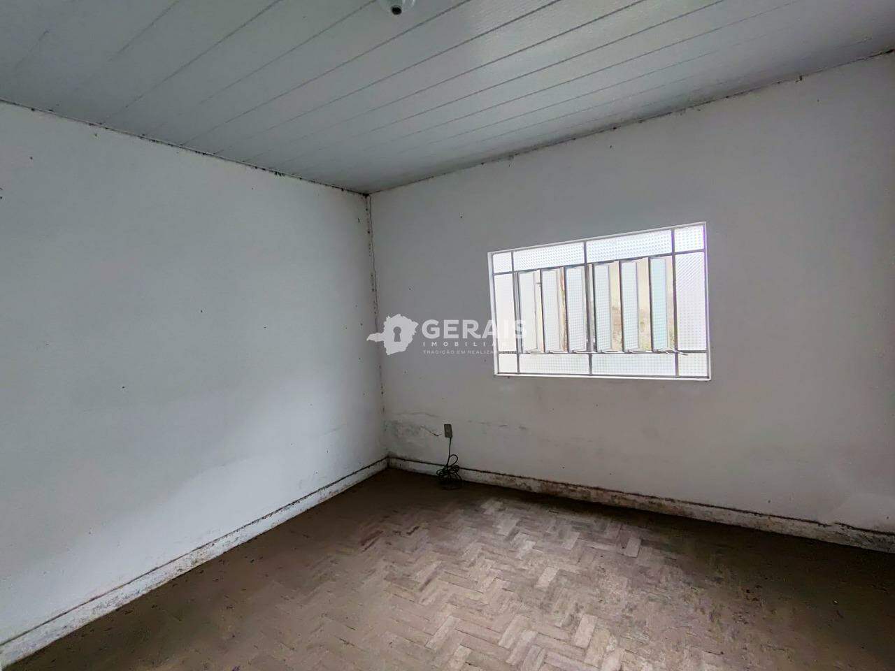 Casa Comercial para aluguel no CENTRO: 06 - QUARTO 02