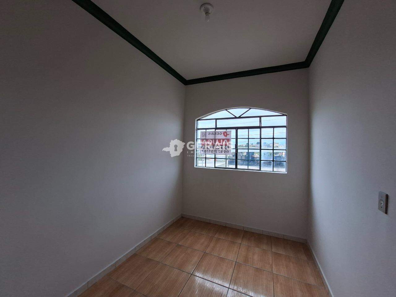 Apartamento para aluguel no SAGRADA FAMILIA: 06- QUARTO 02
