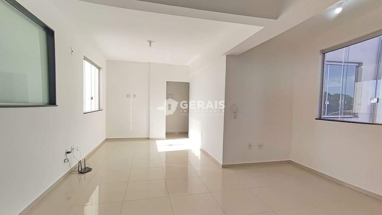 Apartamento para aluguel no BELA VISTA: 04- SALA