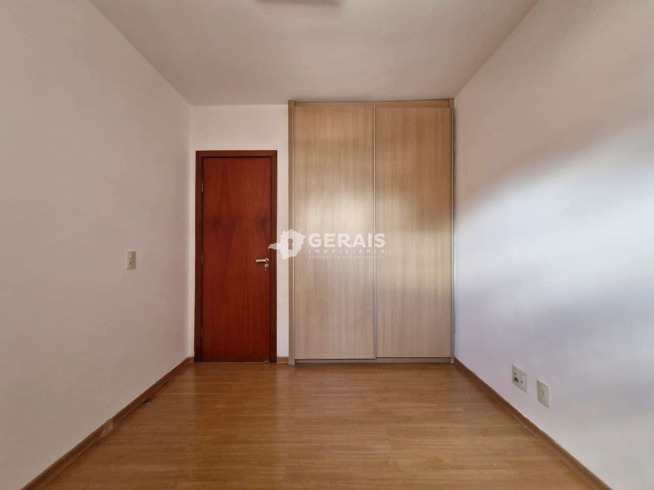 Apartamento para aluguel no CENTRO: 05- QUARTO 02