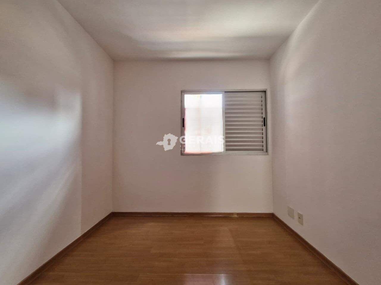Apartamento para aluguel no CENTRO: 04- QUARTO 01