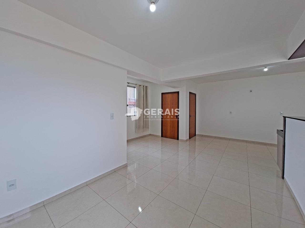 Apartamento para aluguel no SÃO JOSÉ: 04- SALA 