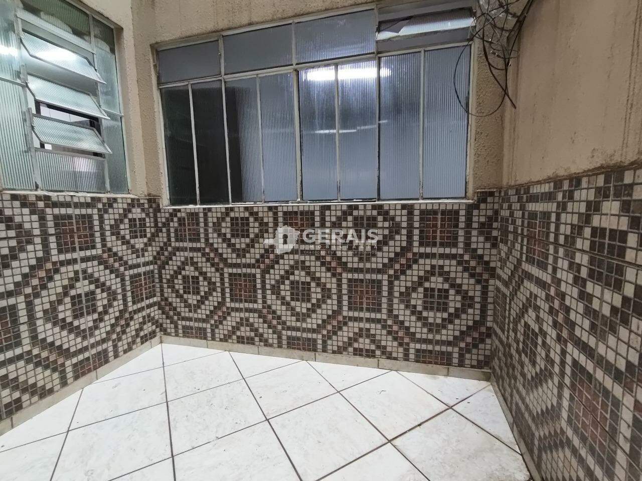 Apartamento para aluguel no CENTRO: 05 - ÁREA DE CLARIDADE