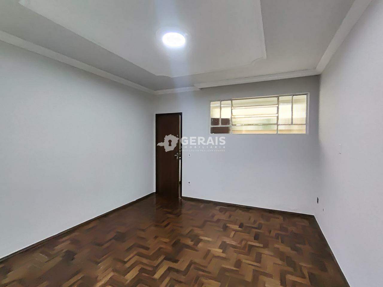 Apartamento para aluguel no CENTRO: 04 - SALA