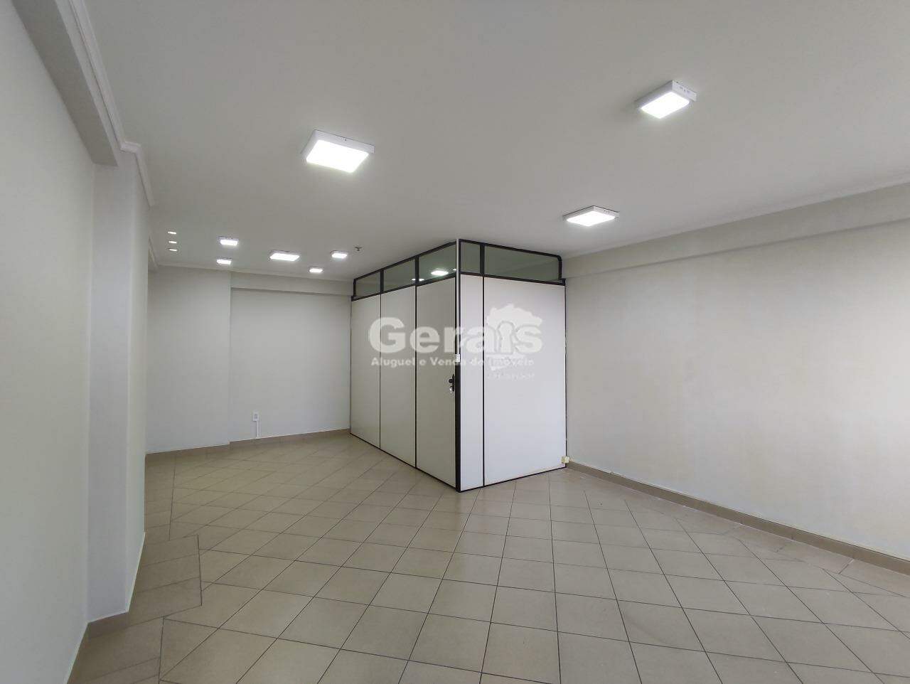 Sala para aluguel no CENTRO: 04 - SALA