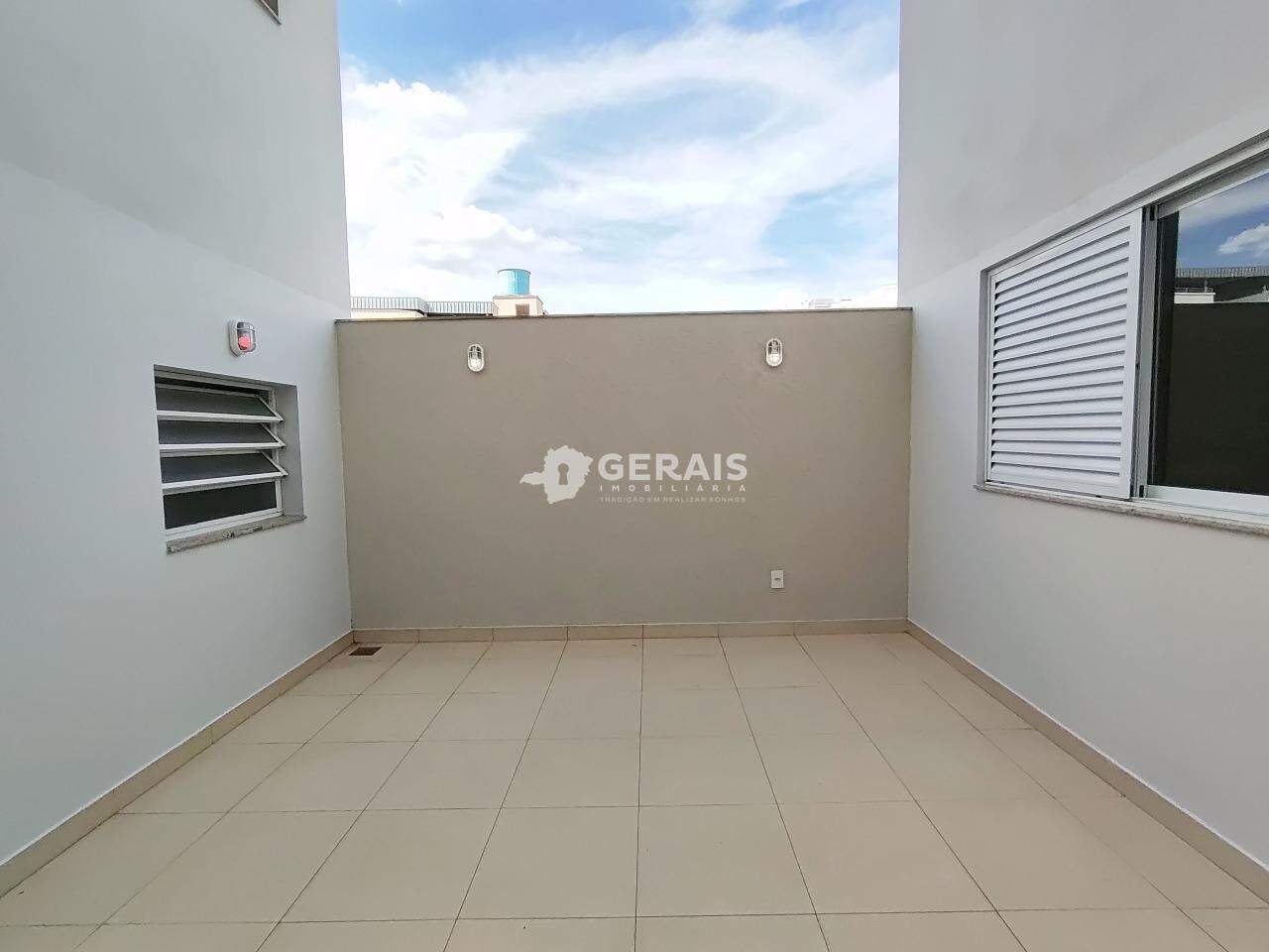 Apartamento para aluguel no CENTRO: 06- ÁREA DE CLARIDADE