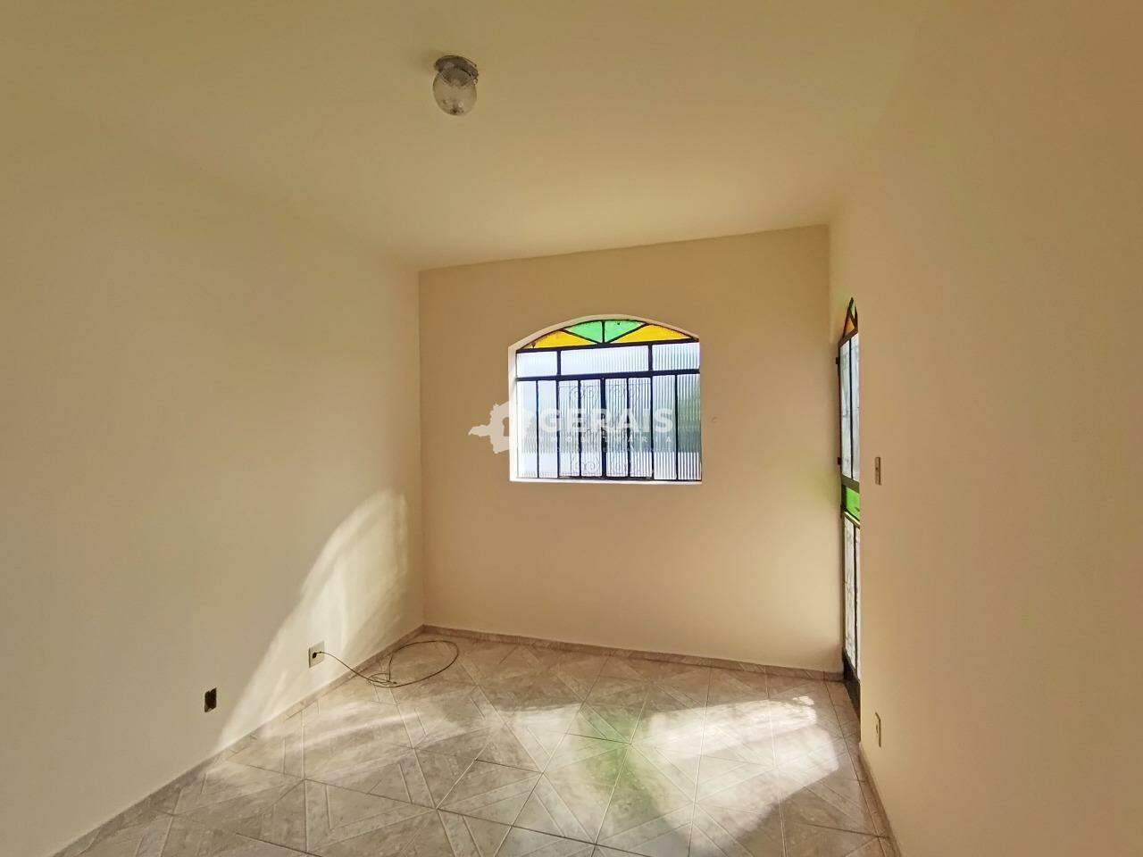 Apartamento para aluguel no PONTE FUNDA: 03 - SALA