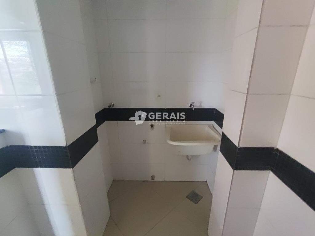 Apartamento para aluguel no CENTRO: 09 - ÁREA DE SERVIÇO