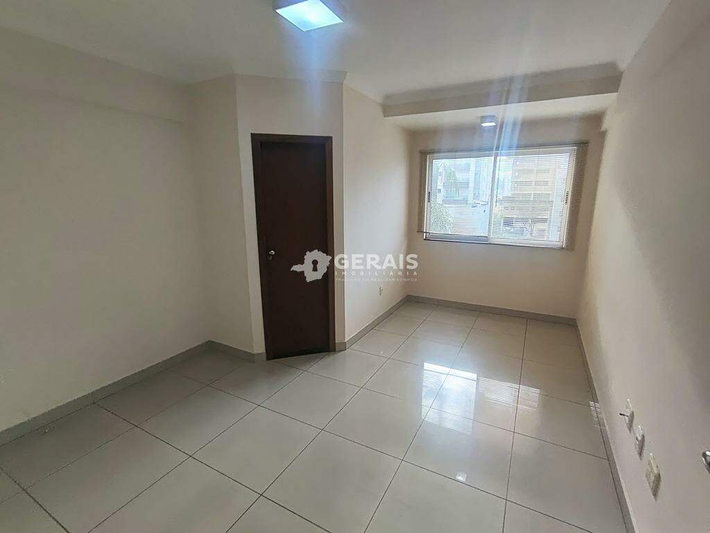 Apartamento para aluguel no CENTRO: 04 - QUARTO SUÍTE