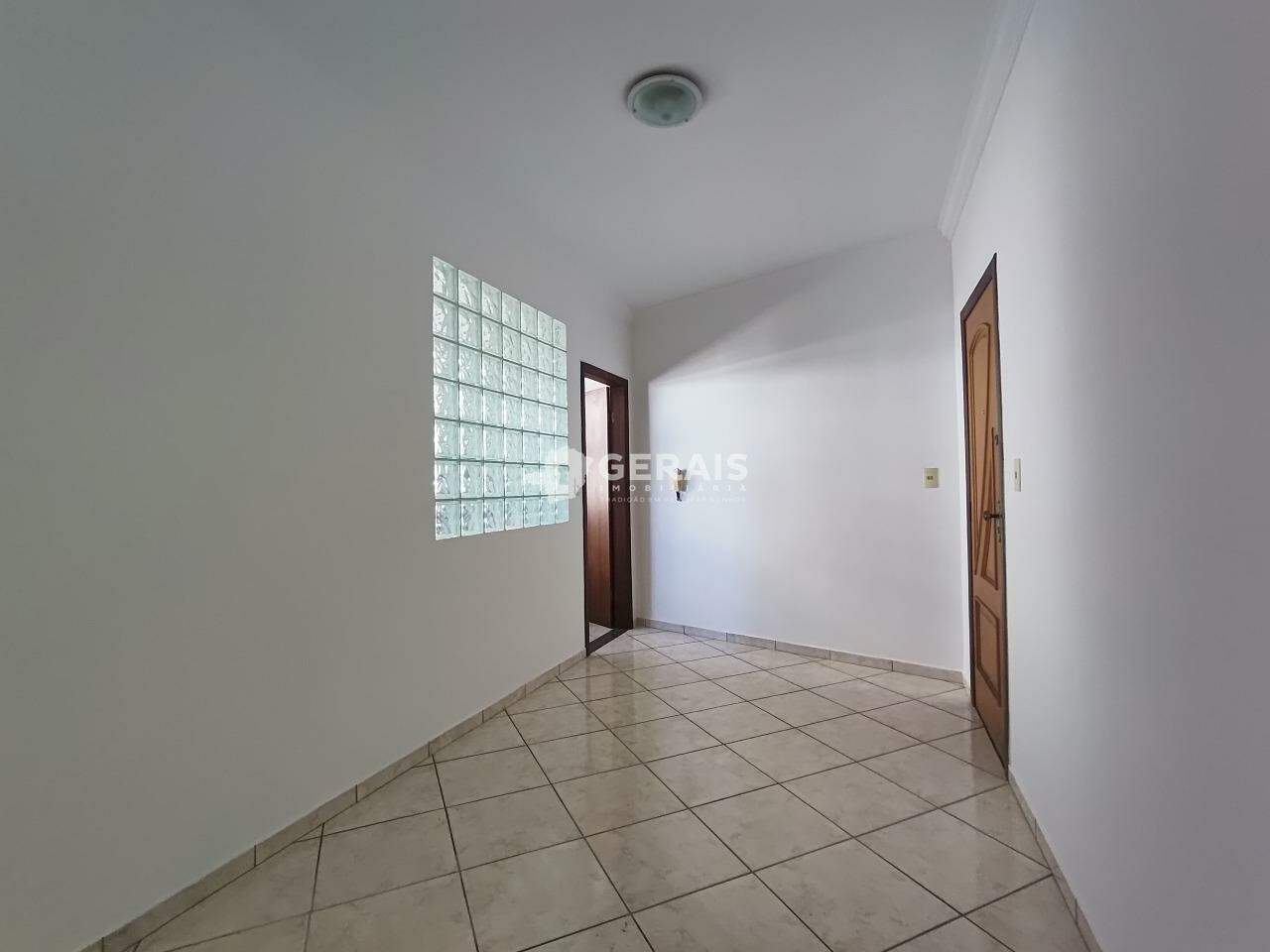 Apto Cobertura para aluguel no CENTRO: 03- SALA