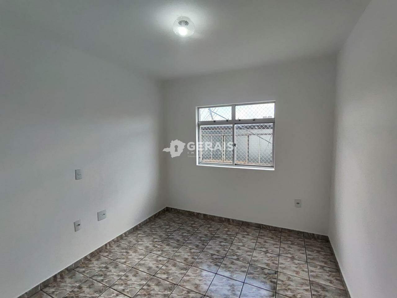 Apartamento para aluguel no SIDIL: 06- QUARTO 01