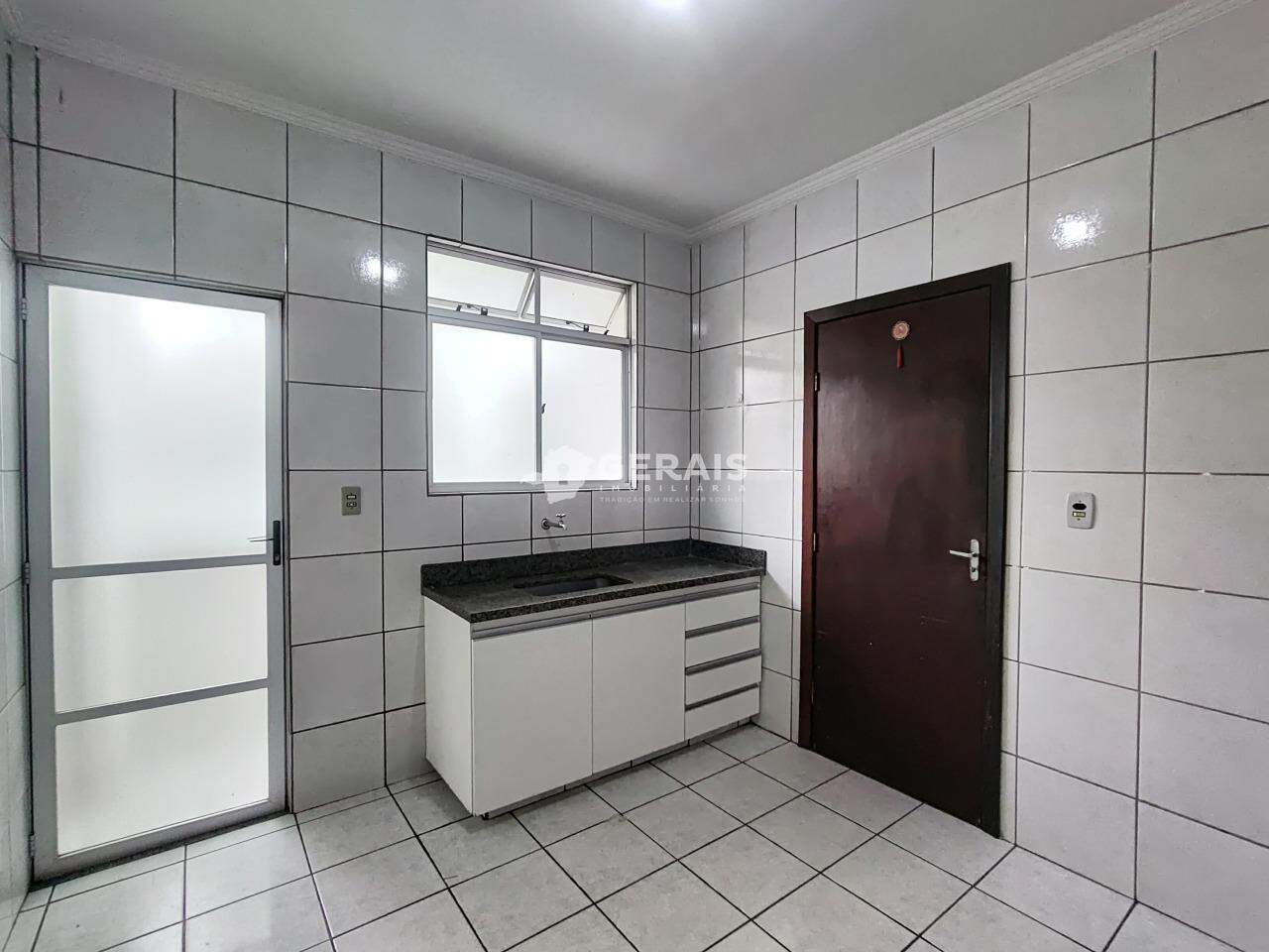 Apartamento para aluguel no CENTRO: 08- COZINHA 
