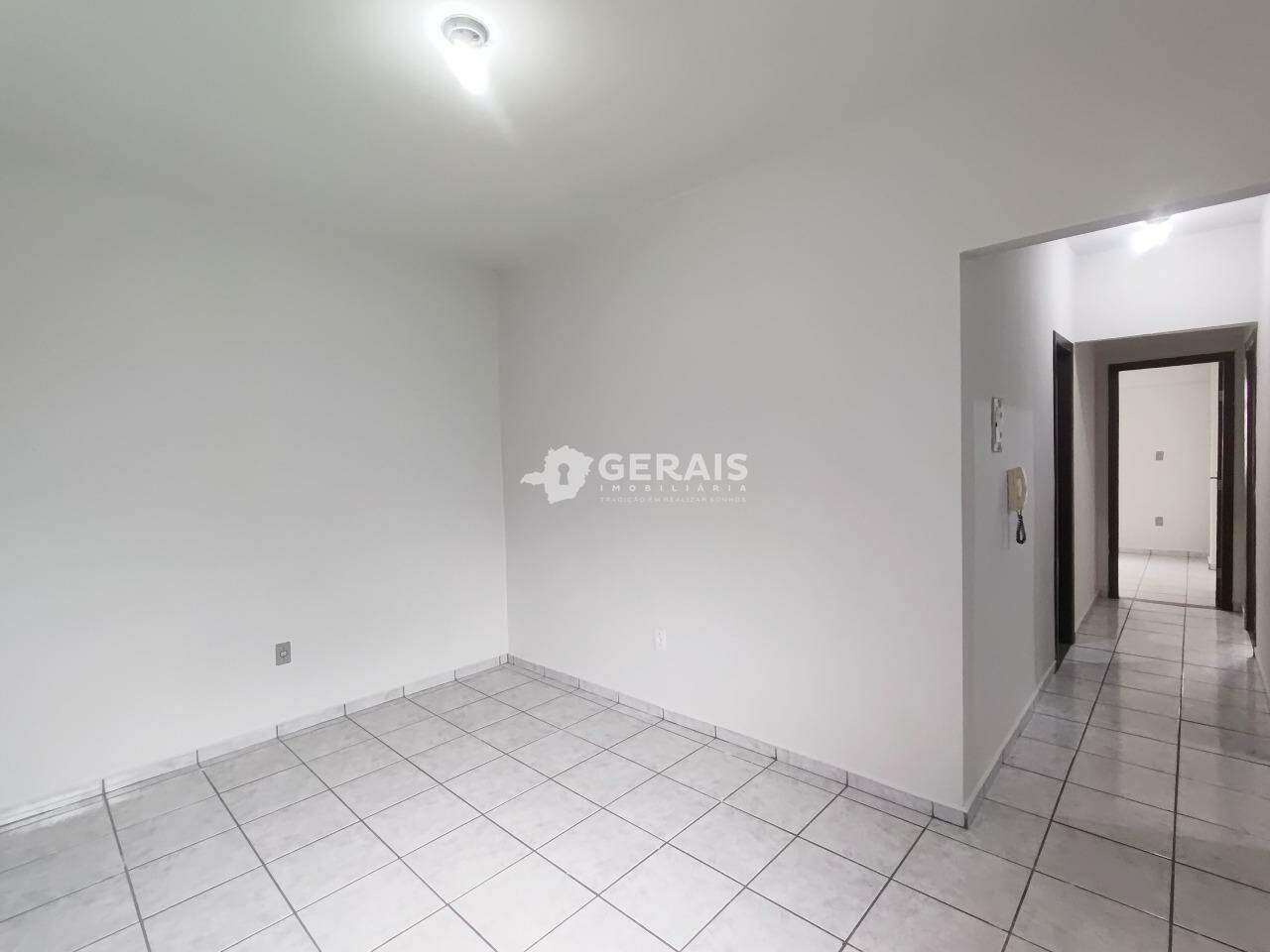 Apartamento para aluguel no CENTRO: 03- SALA