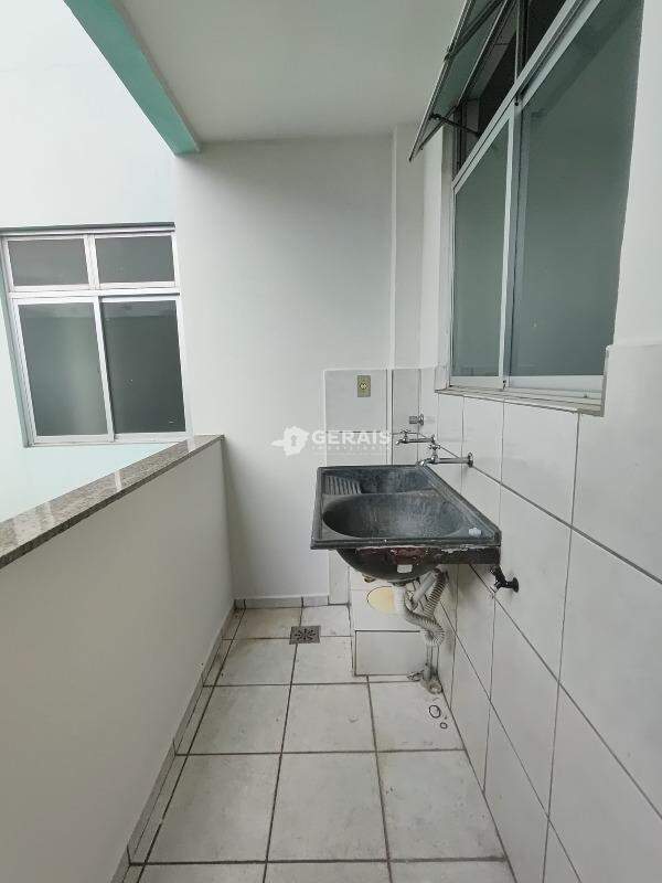 Apartamento para aluguel no CENTRO: 09- ÁREA DE SERVIÇO 
