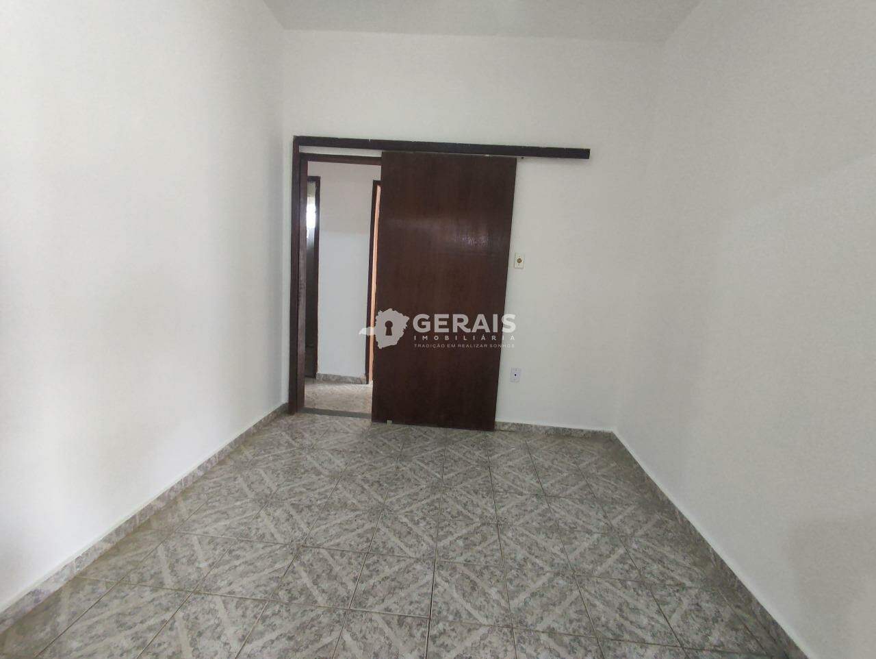 Casa para aluguel no Nossa Senhora das Graças: 03 - SALA