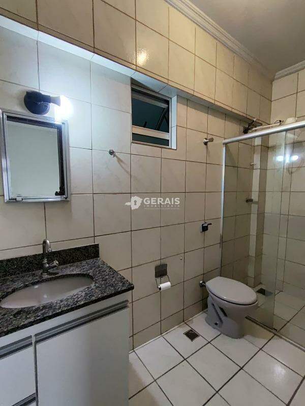 Apartamento para aluguel no CENTRO: 07- BANHO SUÍTE 