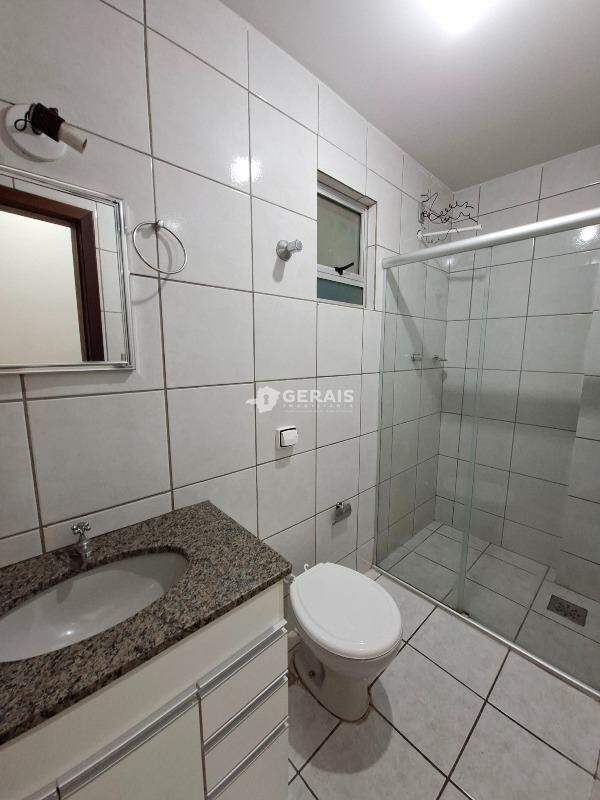 Apartamento para aluguel no CENTRO: 07- BANHO SOCIAL