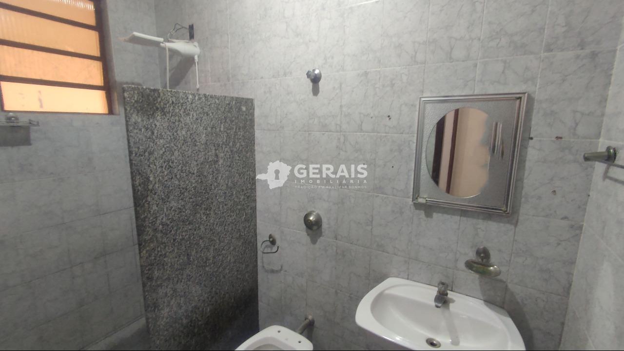 Casa para aluguel no CATALÃO: 09- BANHO SOCIAL