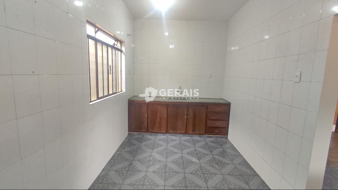 Casa para aluguel no CATALÃO: 10- COZINHA 01