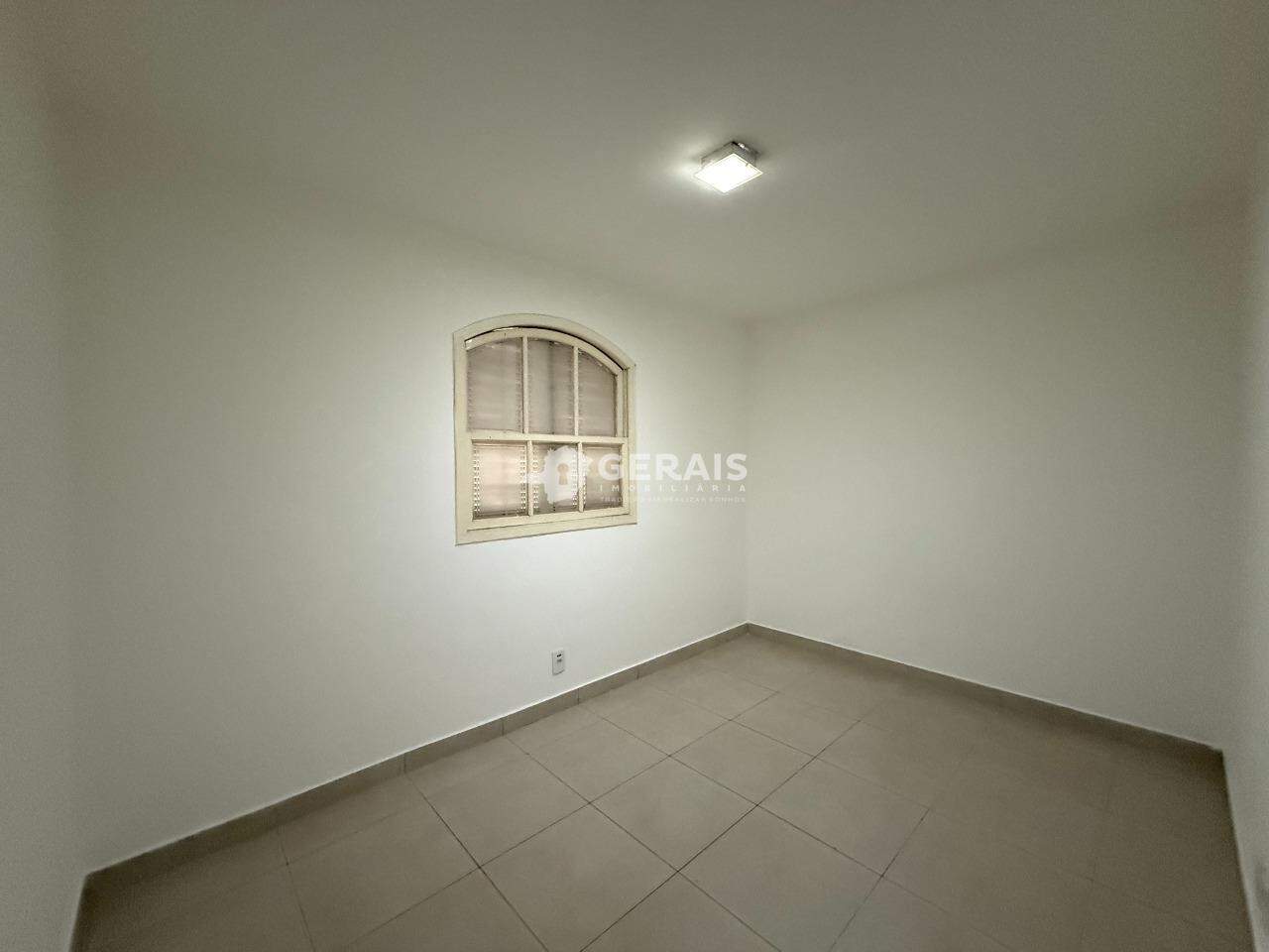 Casa para aluguel no IPIRANGA: 07 - QUARTO 01
