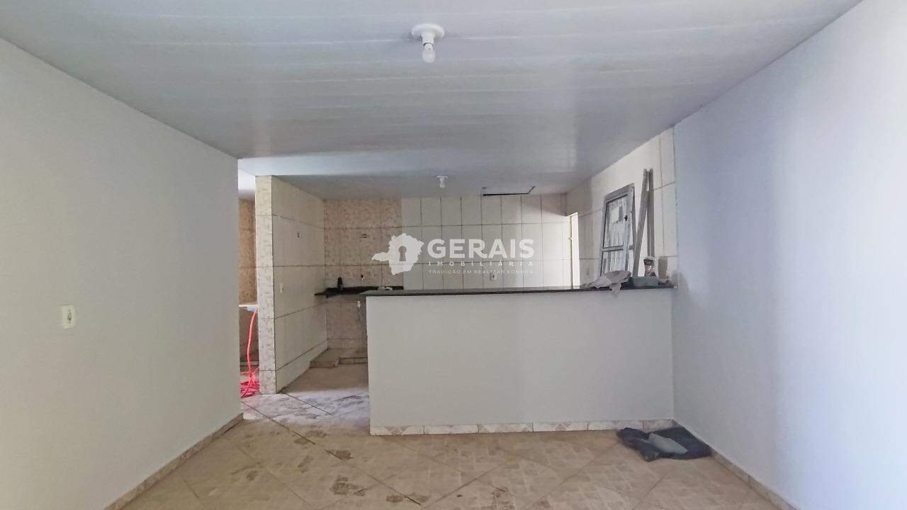 Apartamento para aluguel no PARAÍSO: 03  -SALA