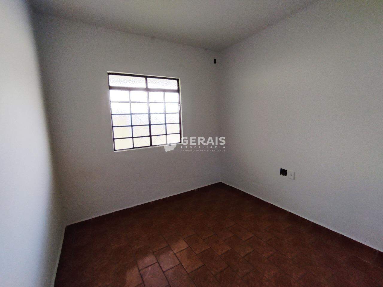 Casa para aluguel no CIDADE JARDIM: 05- QUARTO 01