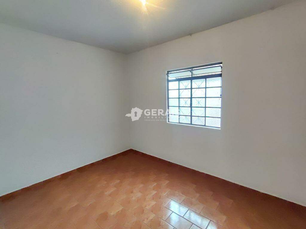 Casa para aluguel no CIDADE JARDIM: 06- QUARTO 02