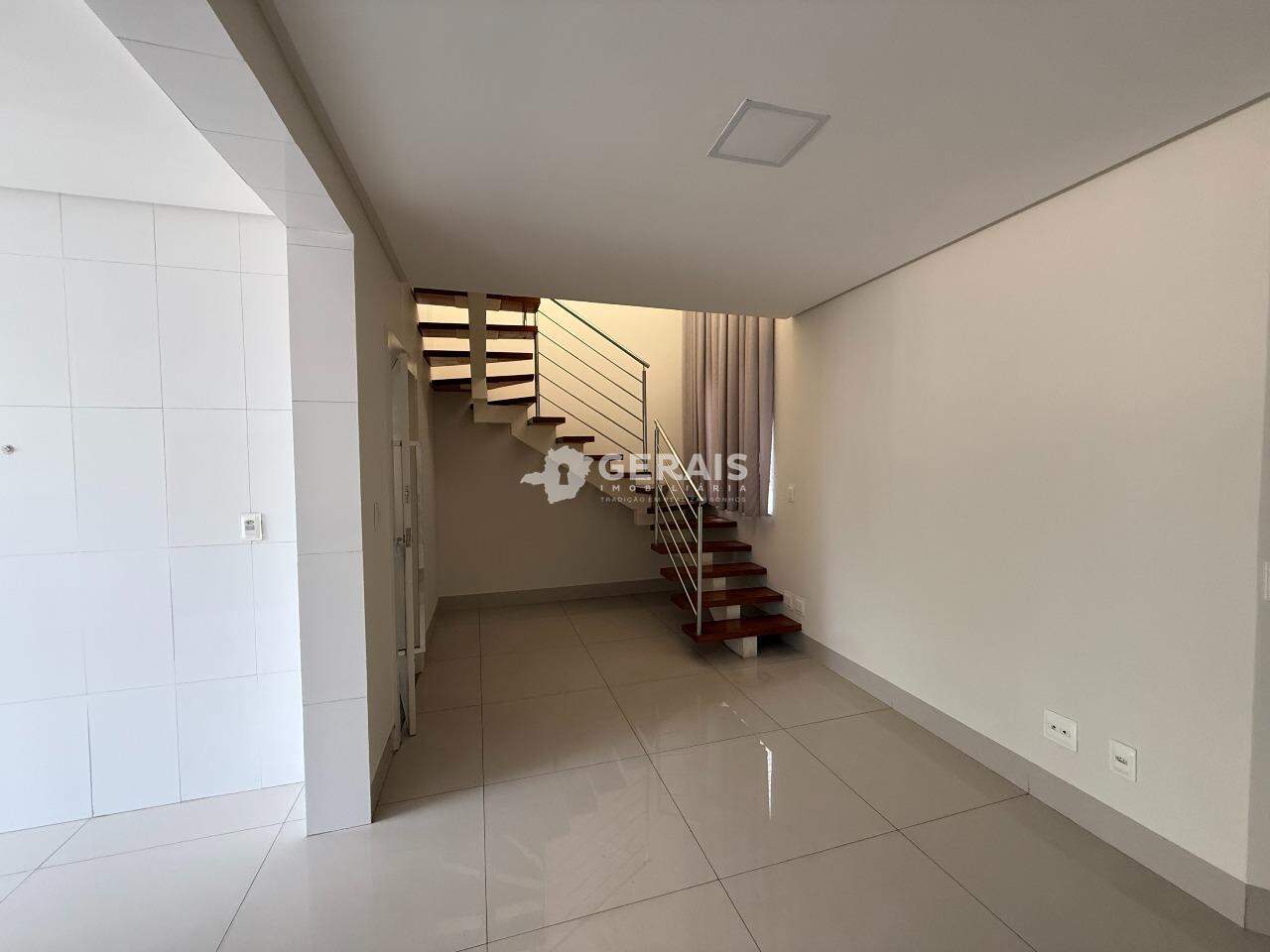 Apto Cobertura Triplex para aluguel no CENTRO: 03- SALA 