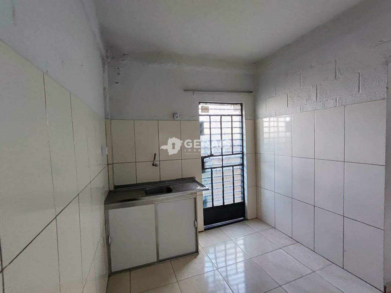 Casa para aluguel no AFONSO PENA: 09 - COZINHA