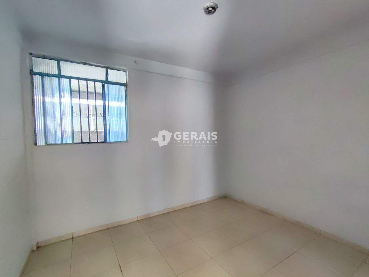 Casa para aluguel no AFONSO PENA: 05 - QUARTO 01