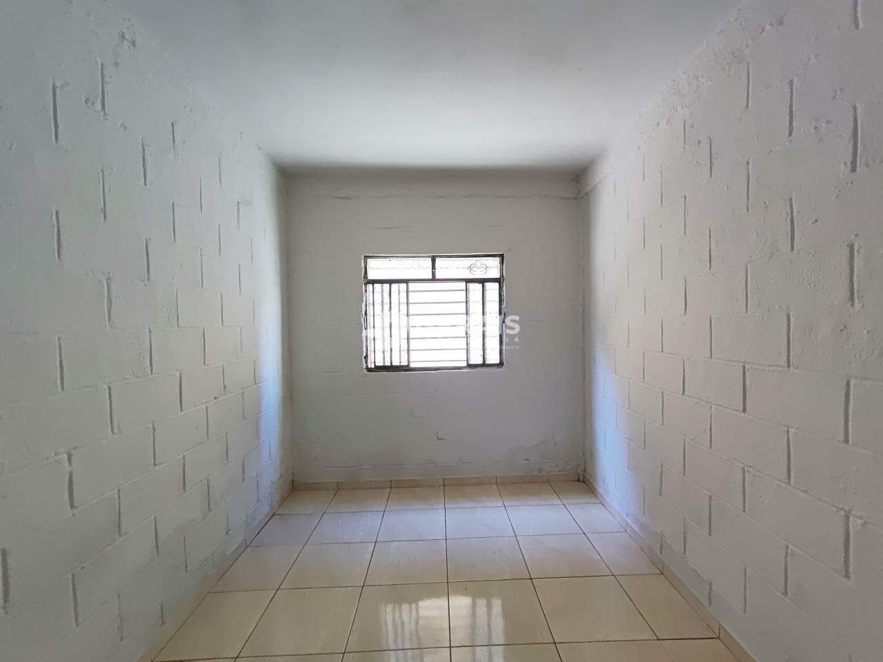 Casa para aluguel no AFONSO PENA: 06 - QUARTO 02