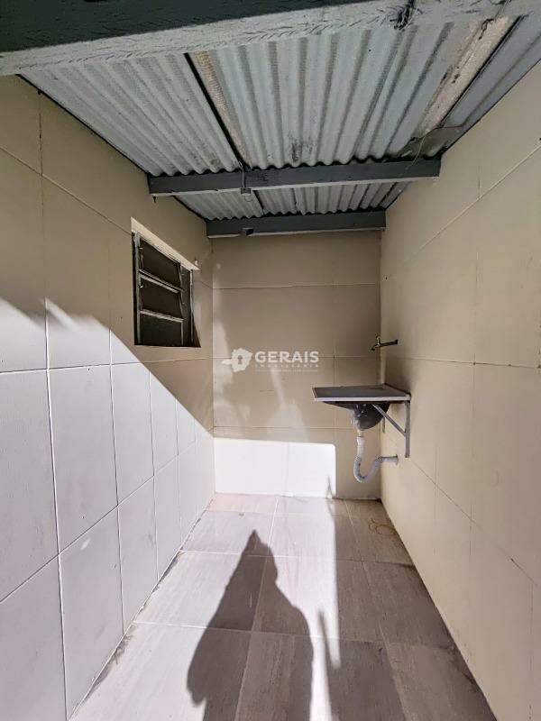 Barracão para aluguel no NOSSA SENHORA DA CONCEIÇÃO: 08- ÁREA SERVIÇO