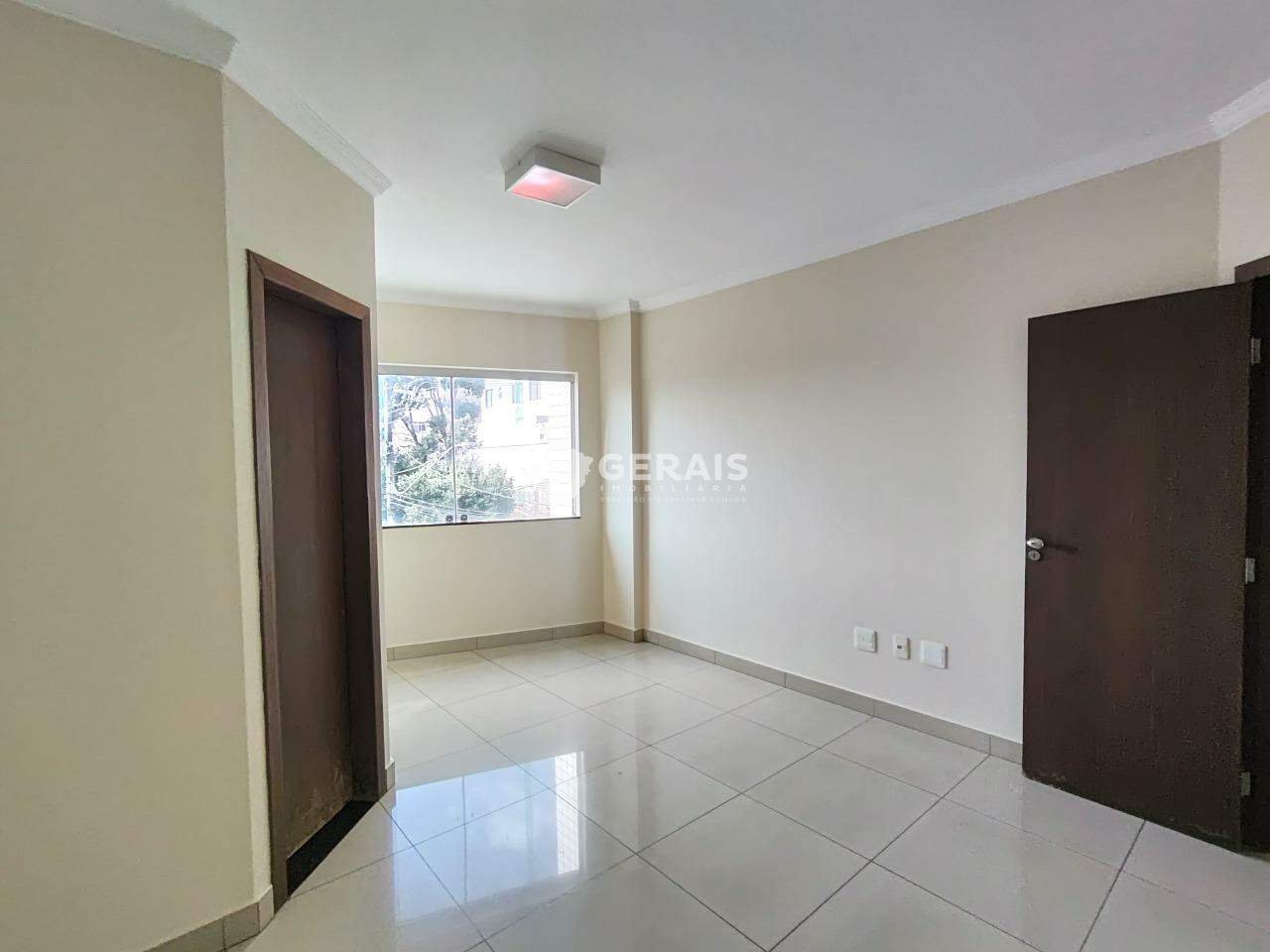 Apartamento para aluguel no CENTRO: 06- QUARTO SUÍTE